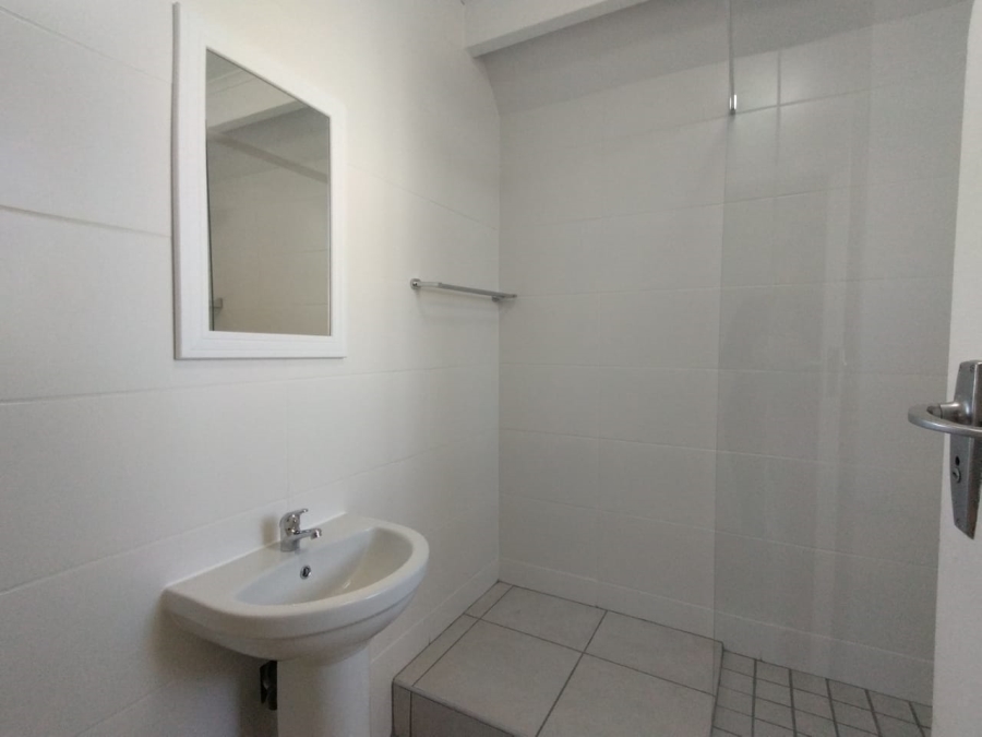 To Let 3 Bedroom Property for Rent in Table View Western Cape